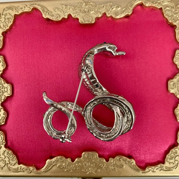 Silver Rhinestone Snake Cobra Brooch EUC - Picture 4 of 8